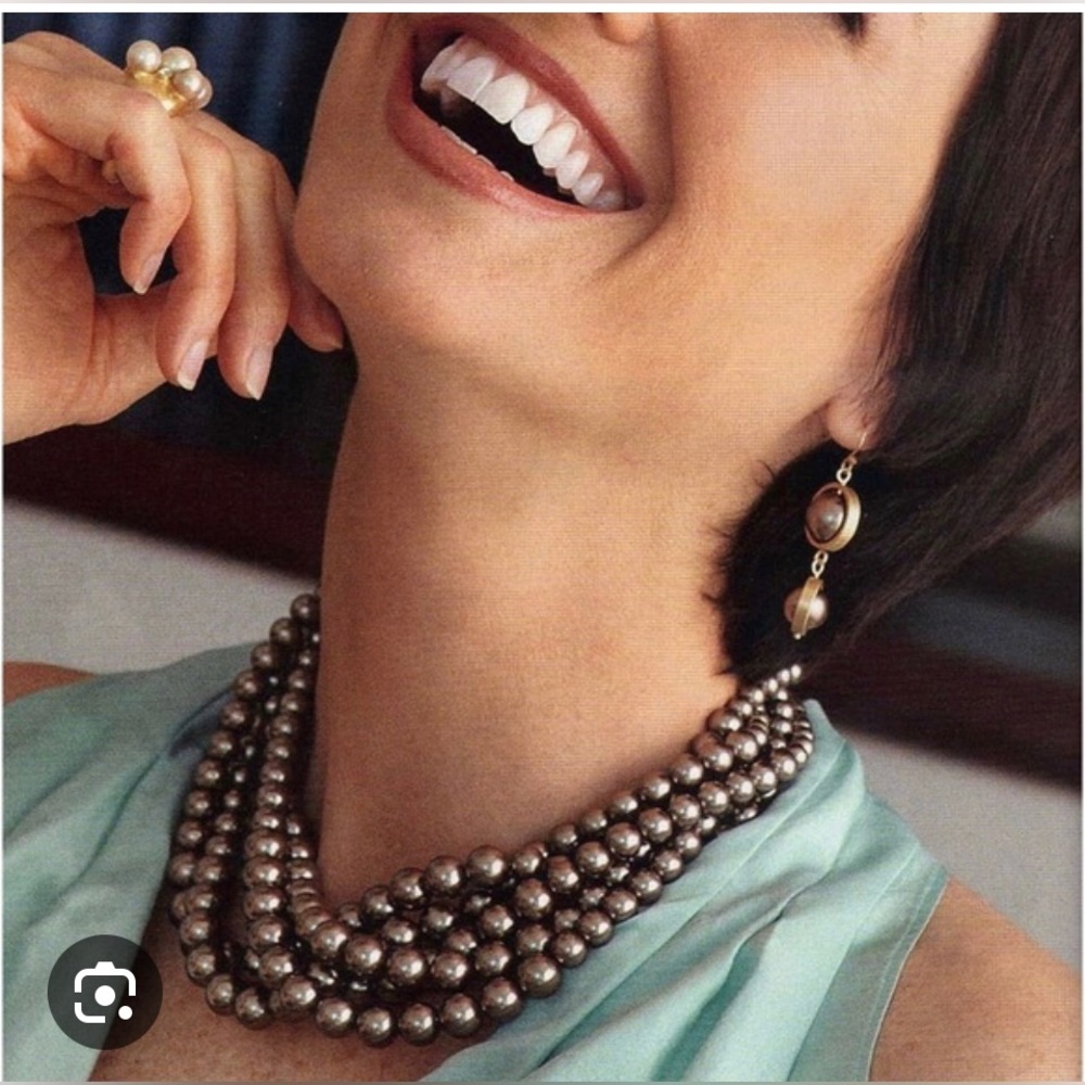 🌸GORGEOUS LIA SOPHIA GOLD TONE MULTI STRAND CHOCOLATE BROWN FAUX PEARL NECKLACE
